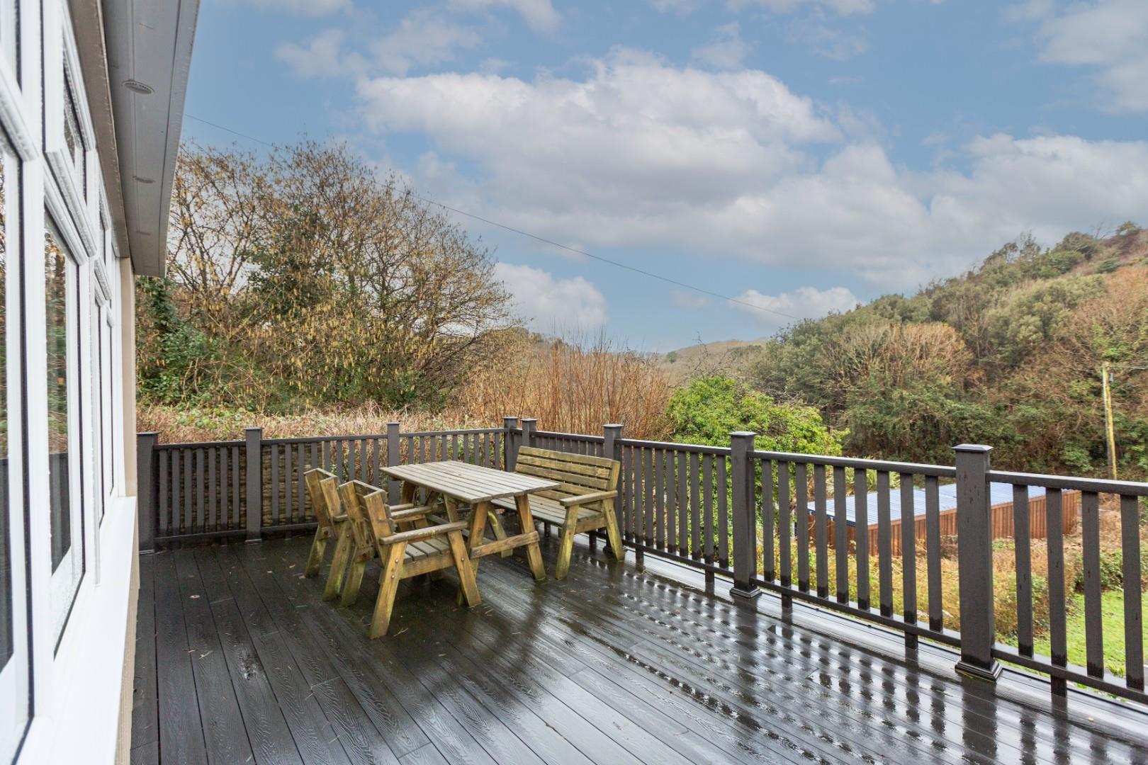 Summercliffe, Caswell, SA3 3BR